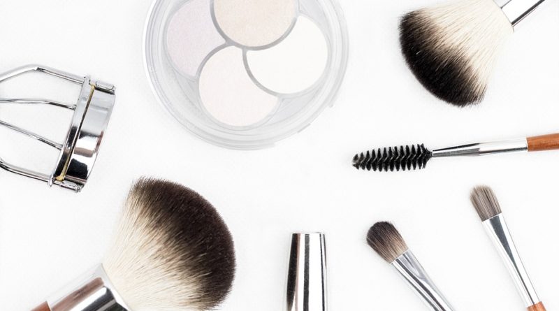 Tři způsoby, jak bezchybně nanést make-up