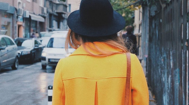 Období kabátů a bund je tady. Co se letos dostává do popředí?